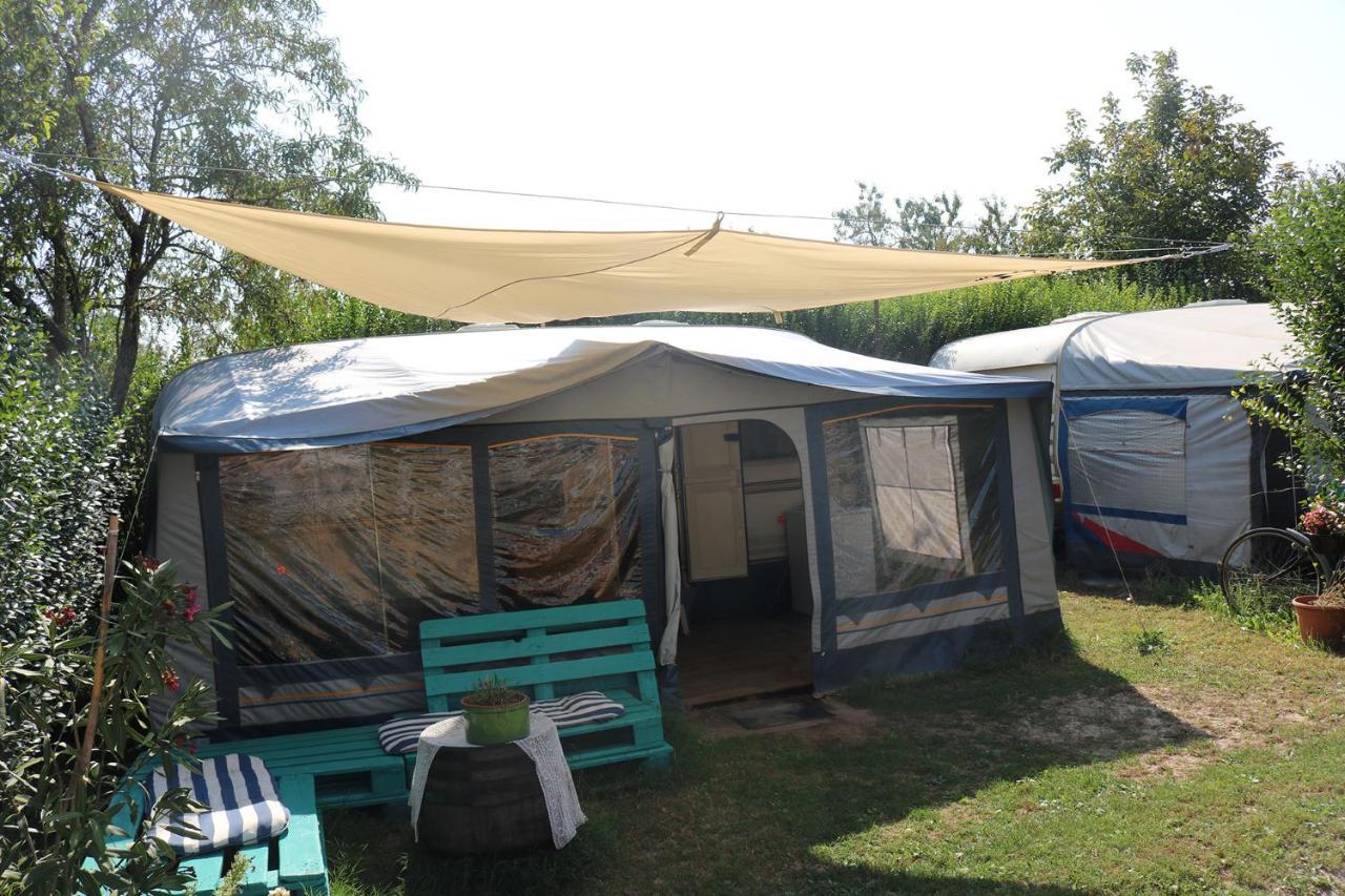 Mandel Camping Палознак Номер фото